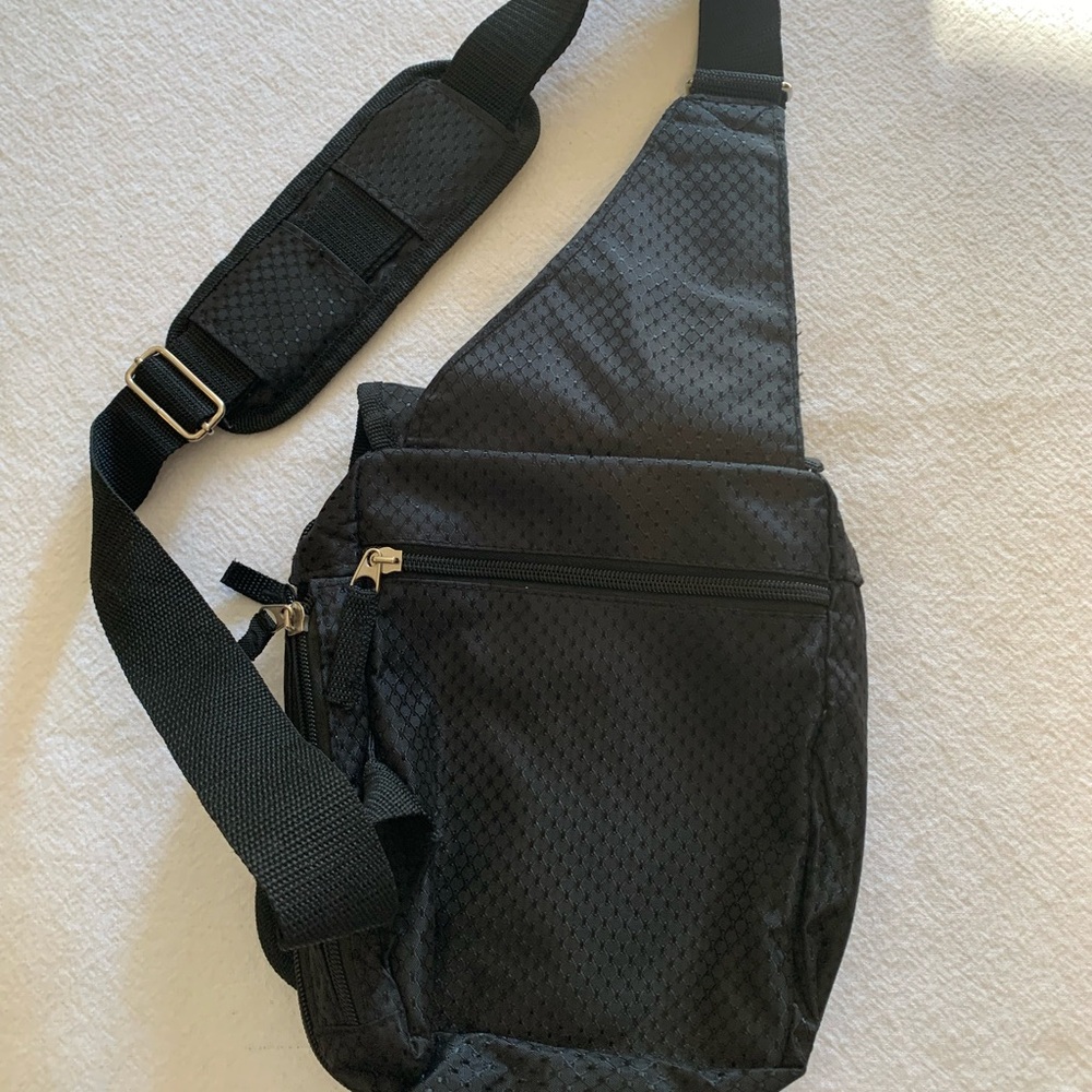 HEYS Travel bag, black, cross body, tons of pockets and compartments - Picture 4 of 13